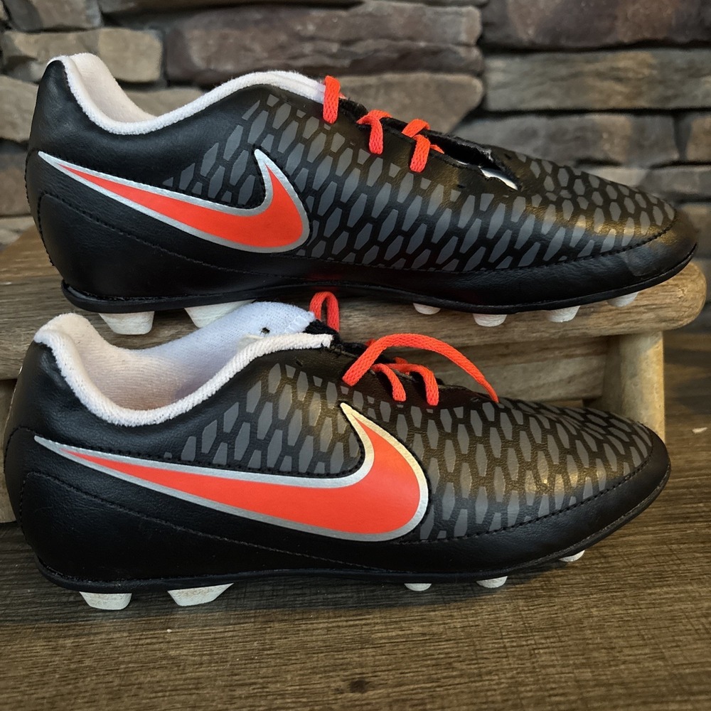 Nike JR Magista Onda Youth 3.5 Soccer Cleats 651551-061 Black With Orange Check